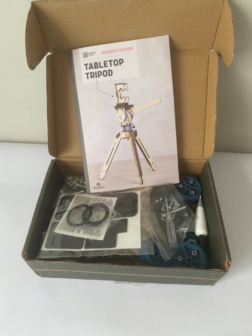 KiwiCo Tabletop Tripod Eureka Crate build kit. Recommended ages 14+.